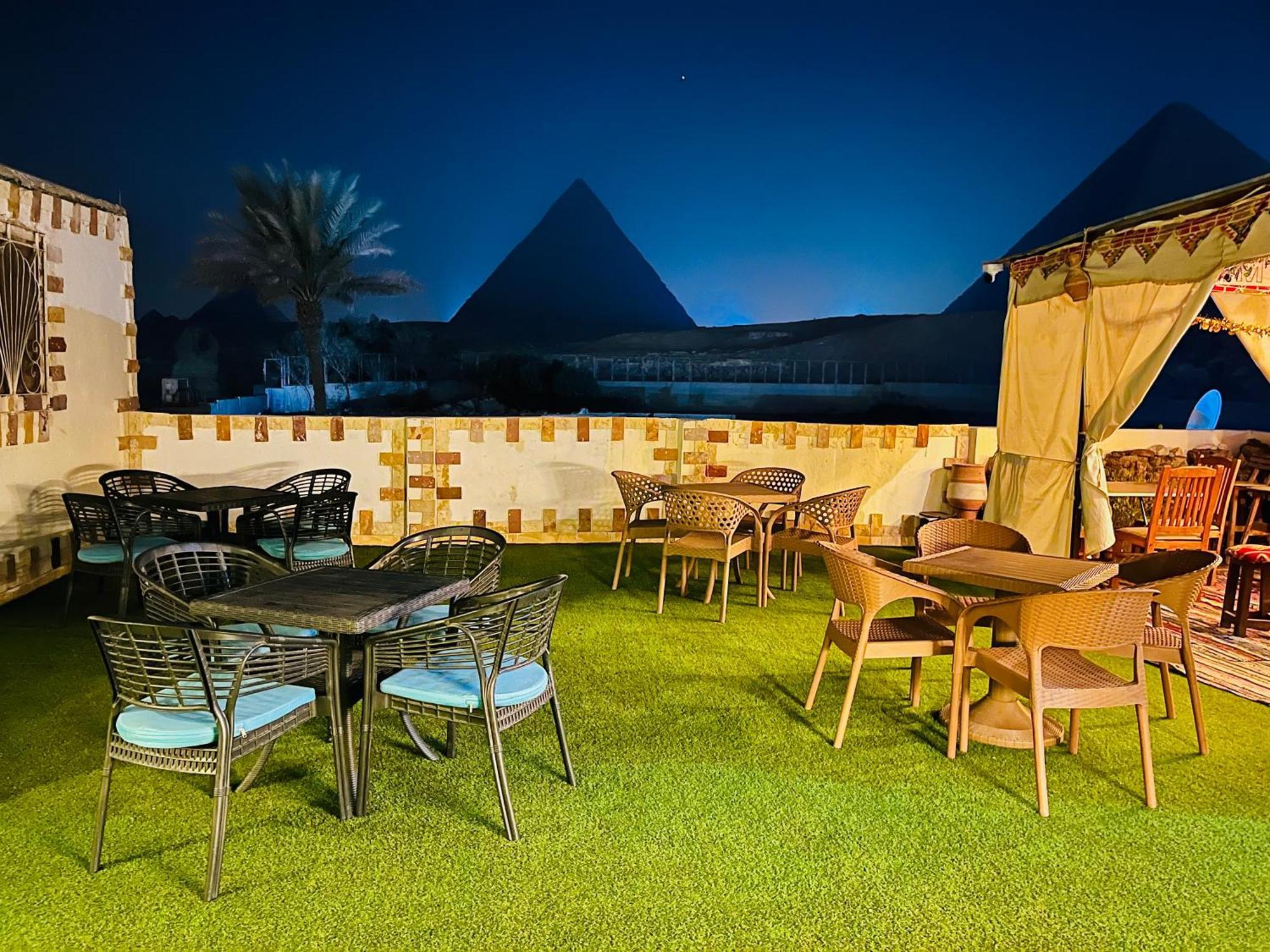 Kemet Pyramids Room View Кайро Екстериор снимка