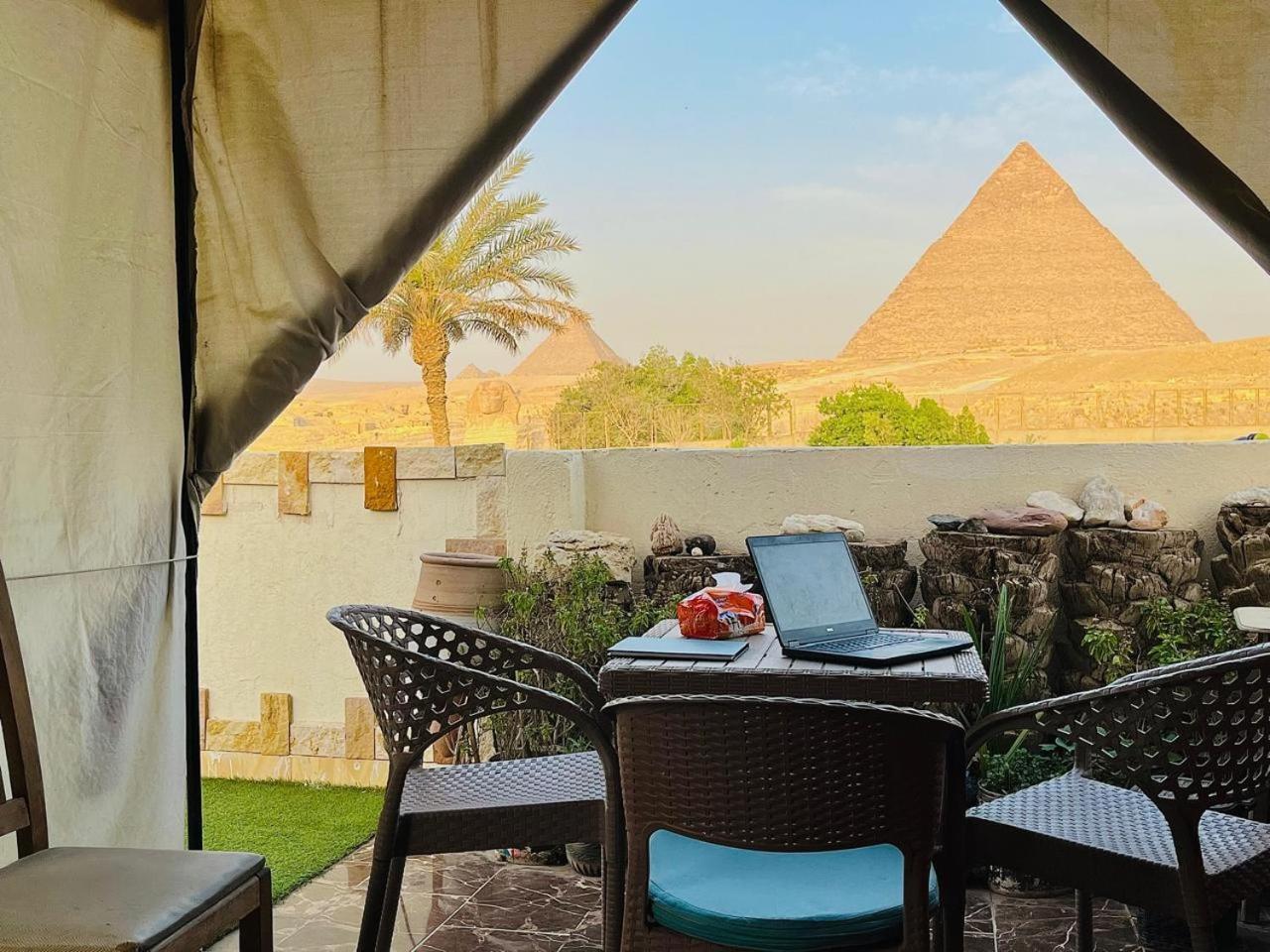 Kemet Pyramids Room View Кайро Екстериор снимка